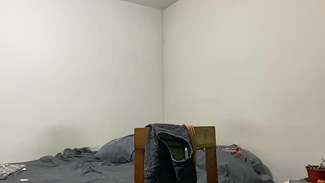 villanocat online show from December 20, 1:58 am