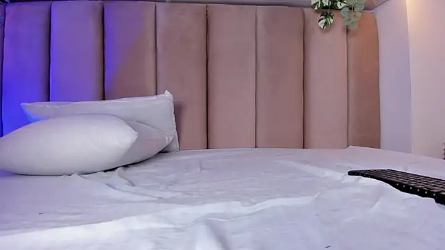 Snapshot of shysweets chatting on March 15, 9:38 pm shysweets online show from March 15, 9:38 pm