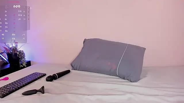 shysweets online show from February 13, 11:32 am