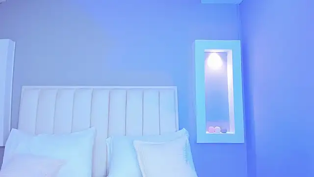 HannaPaola online show from November 7, 10:35 pm