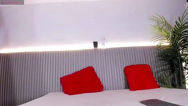 valentina lux online show from March 26, 7:12 pm