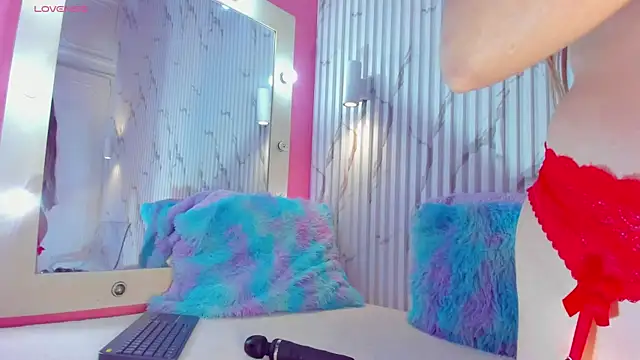 valentina lux online show from October 23, 8:18 pm