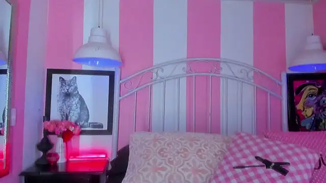 Liah Grey8 online show from April 8, 9:05 pm