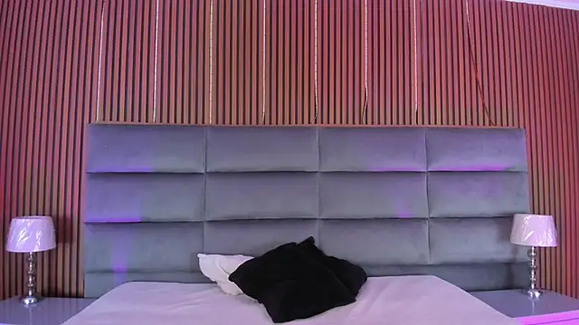 Snapshot of Eli_Sanders chatting on July 10, 12:32 am Eli Sanders online show from July 10, 12:32 am
