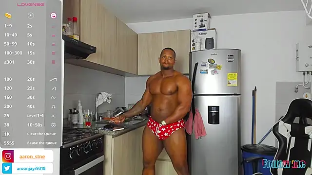 Aaron ST online show from April 15, 2:43 pm