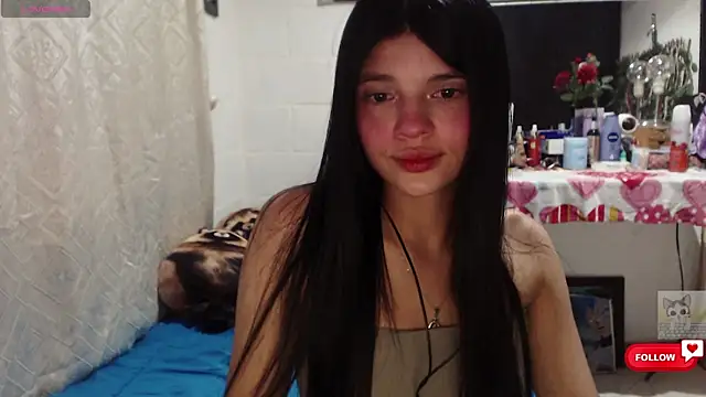 Sarahgin online show from May 10, 2:48 am