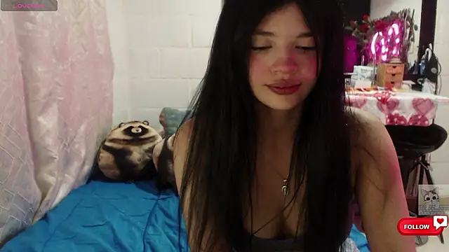 Sarahgin online show from March 6, 10:21 am