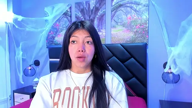 KimberlyVillaLobos online show from November 11, 11:38 am