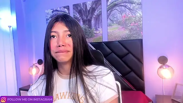 Snapshot of KimberlyVillaLobos chatting on March 7, 11:51 am KimberlyVillaLobos online show from March 7, 11:51 am