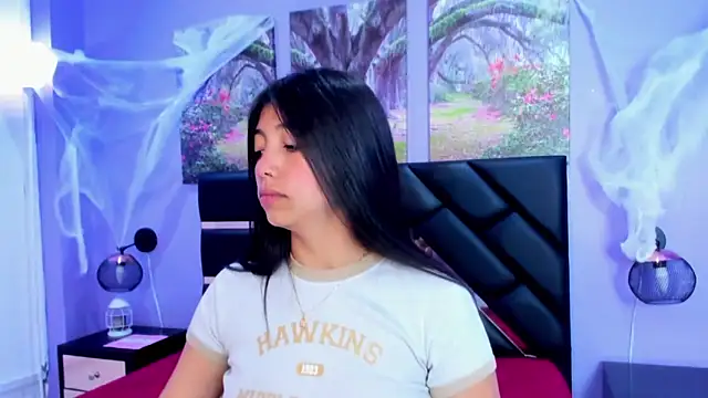 Snapshot of KimberlyVillaLobos chatting on October 17, 11:45 am KimberlyVillaLobos online show from October 17, 11:45 am