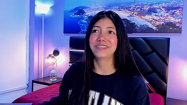 KimberlyVillaLobos online show from March 31, 12:40 pm