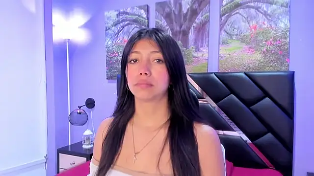 KimberlyVillaLobos online show from December 2, 11:34 am