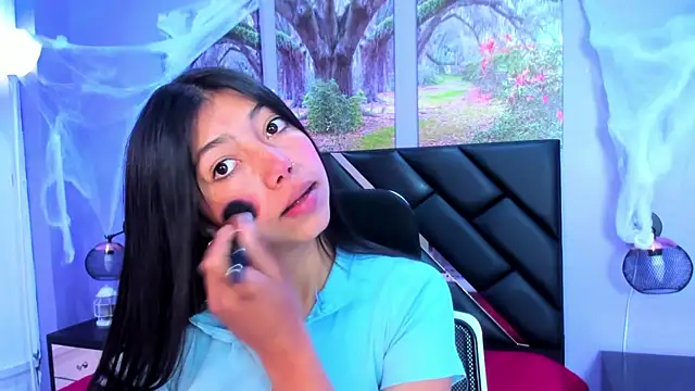 KimberlyVillaLobos online show from October 23, 11:31 am