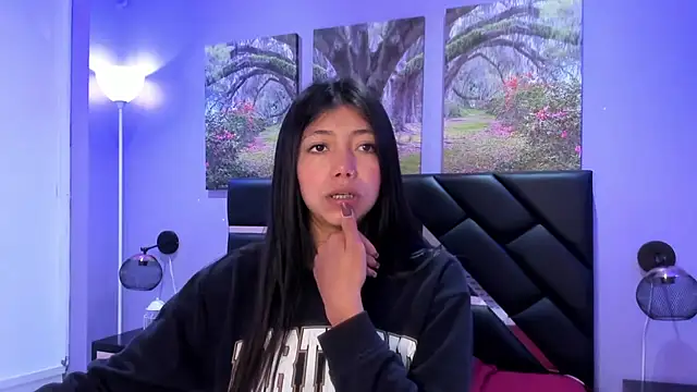 KimberlyVillaLobos online show from December 1, 11:33 am