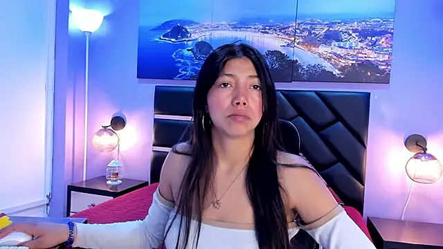 KimberlyVillaLobos online show from April 13, 11:36 am