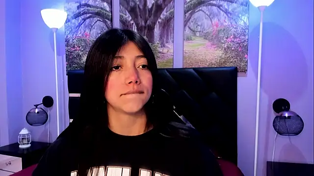 KimberlyVillaLobos online show from January 17, 11:36 am