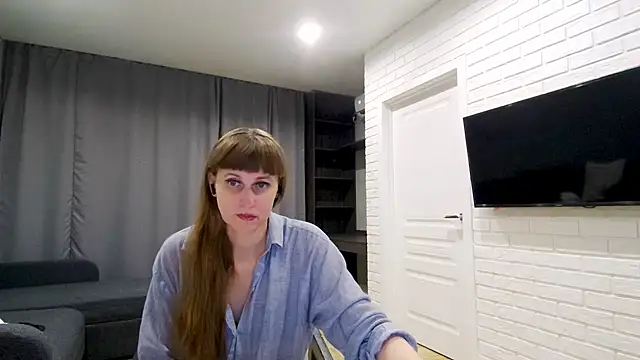 Daniella Lorente online show from May 1, 11:32 pm