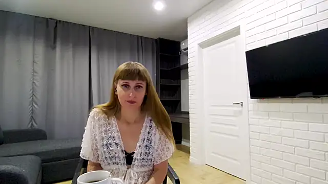 Snapshot of Daniella_Lorente chatting on October 25, 11:27 pm Daniella Lorente online show from October 25, 11:27 pm