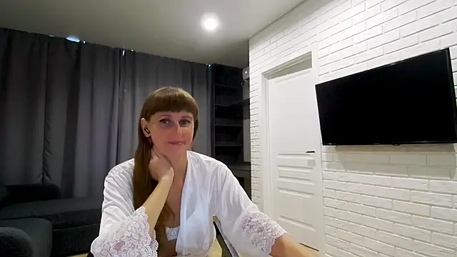 Snapshot of Daniella_Lorente chatting on August 1, 1:09 pm Daniella Lorente online show from August 1, 1:09 pm