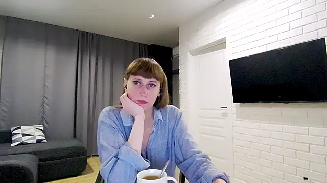 Daniella Lorente online show from February 22, 11:50 pm