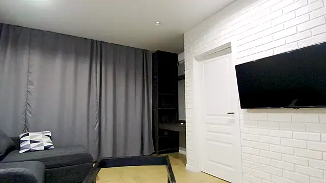 Daniella Lorente online show from February 2, 7:13 pm