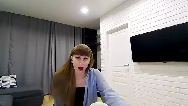 Daniella Lorente online show from March 10, 11:31 pm