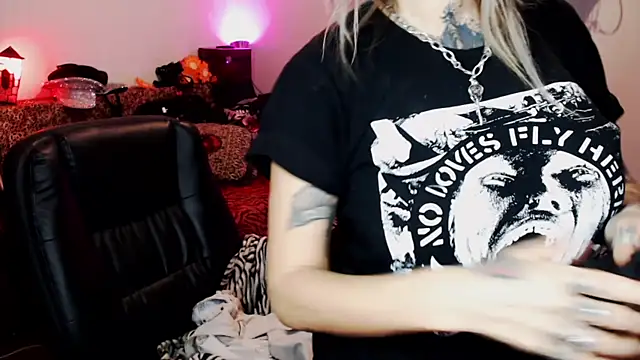 Snapshot of Ryder_D_Bauchery chatting on March 17, 1:46 am Ryder D Bauchery online show from March 17, 1:46 am