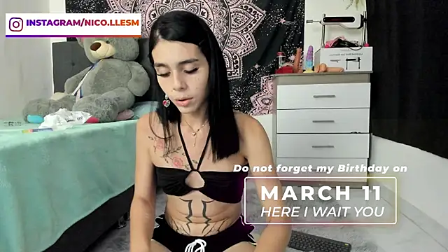 Snapshot of jade_dakota__ chatting on March 6, 1:16 am jade dakota online show from March 6, 1:16 am