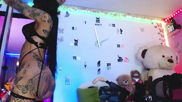 goddess BigassCock online show from April 14, 8:03 pm