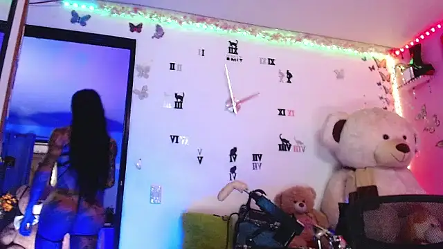 Snapshot of goddess_BigassCock chatting on February 15, 7:57 pm goddess BigassCock online show from February 15, 7:57 pm