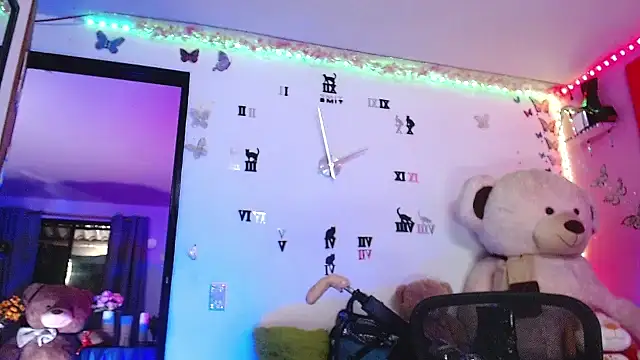 Snapshot of goddess_BigassCock chatting on February 11, 7:52 am goddess BigassCock online show from February 11, 7:52 am