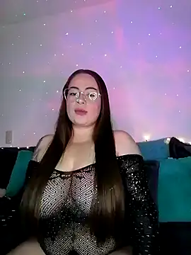 soofy   online show from November 12, 3:10 am