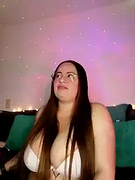 soofy   online show from October 30, 3:27 am