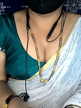 Queen sakshi online show from February 7, 4:37 pm