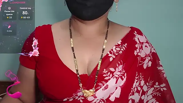 Queen sakshi online show from December 13, 8:04 pm