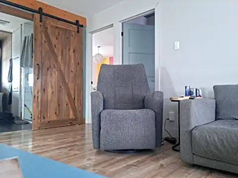 Frankdick01 online show from March 26, 7:45 pm