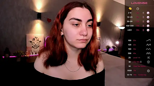 Snapshot of hannacheekss_ chatting on September 22, 2:28 am hannacheekss online show from September 22, 2:28 am