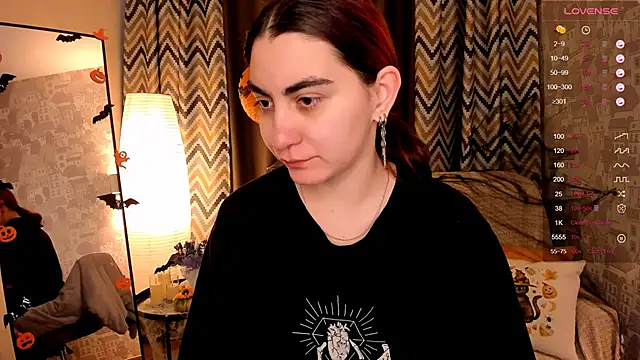 hannacheekss  online show from October 28, 3:51 am