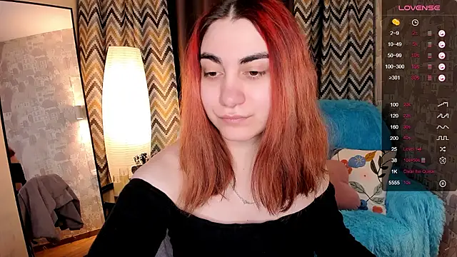 hannacheekss  online show from February 3, 2:00 am