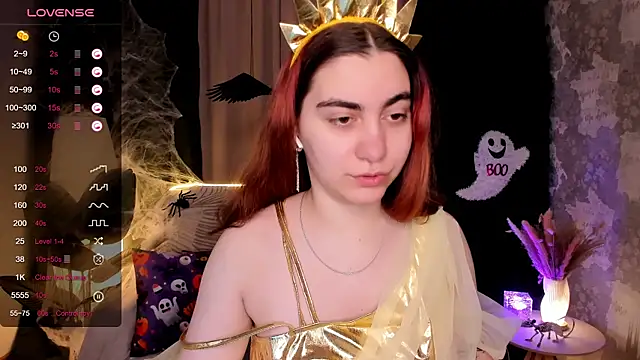 hannacheekss  online show from October 31, 1:57 am