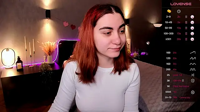 hannacheekss  online show from February 24, 2:01 am