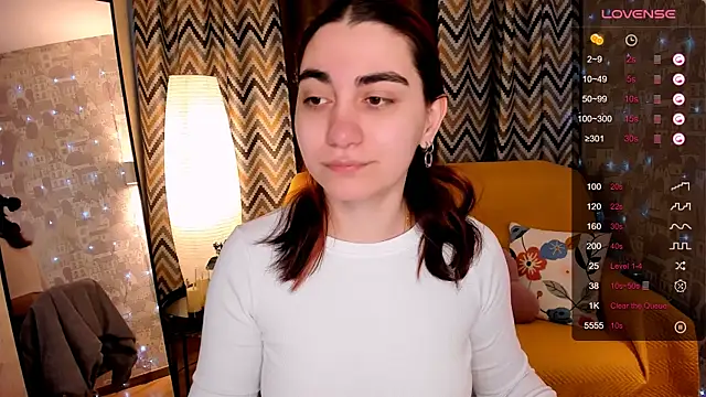 hannacheekss  online show from March 21, 2:13 am