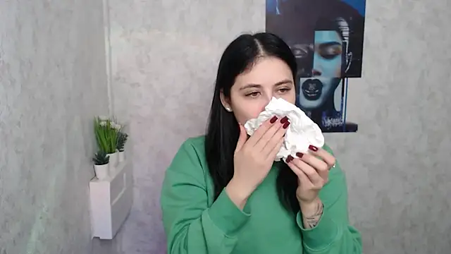 Snapshot of AliceSexyyy_ chatting on October 23, 9:19 am AliceSexyyy online show from October 23, 9:19 am