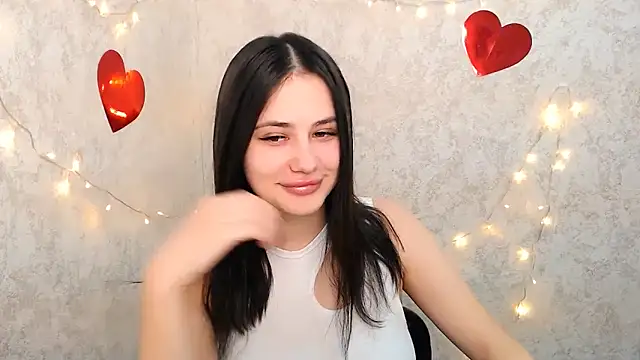 Snapshot of AliceSexyyy_ chatting on February 22, 6:28 am AliceSexyyy online show from February 22, 6:28 am
