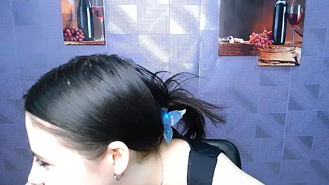Snapshot of AliceSexyyy_ chatting on March 10, 9:01 am AliceSexyyy online show from March 10, 9:01 am