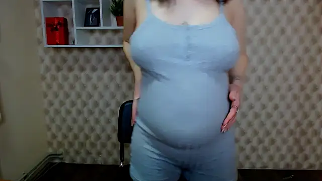 AliceSexyyy  online show from February 25, 9:20 am