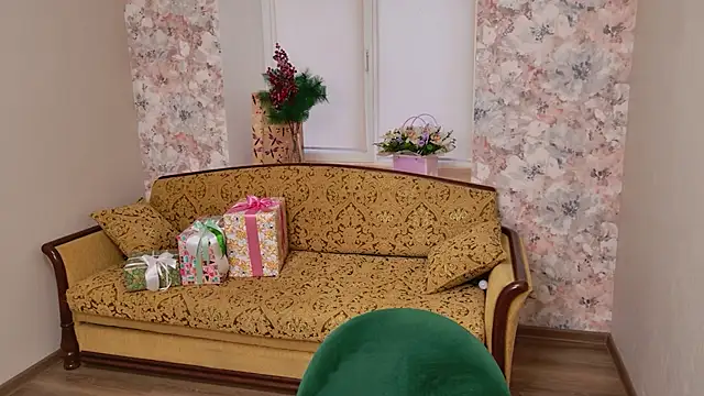 showmeparadise online show from December 14, 11:16 am