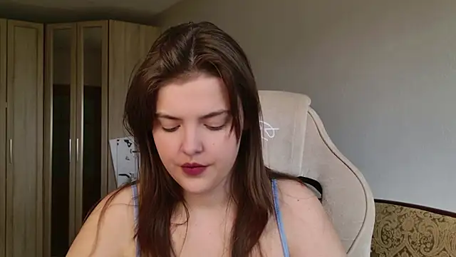 showmeparadise online show from May 31, 12:33 pm