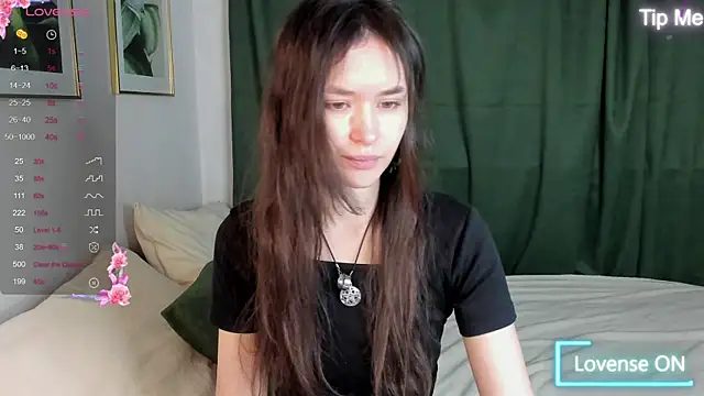 Emily Strikeee online show from November 6, 10:08 am