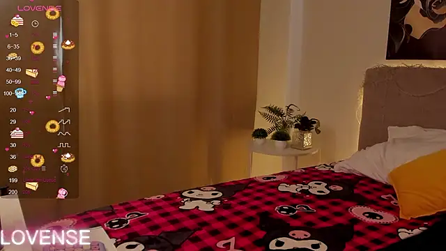 Emily Strikeee online show from March 23, 4:23 am